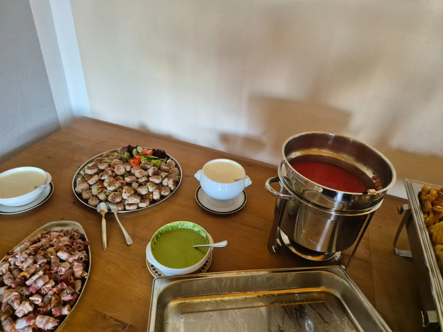 Kobelaise Party & Cateringservice und Käsesommlier Hauptspeisenbuffets
